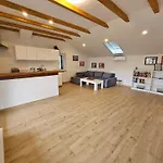 Gruz Holiday Hideaway